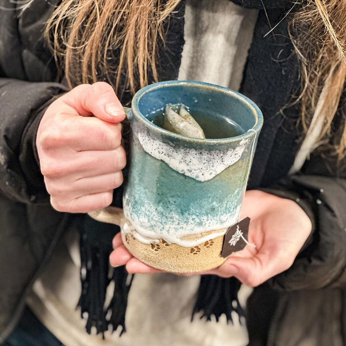 Blaudonau- Pfote drucken Ozean Shoreline Becher