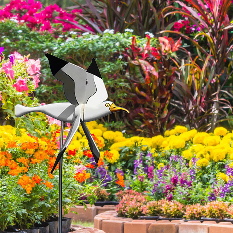 Blaudonau- Windmühle mit Möwe als Gartendekoration