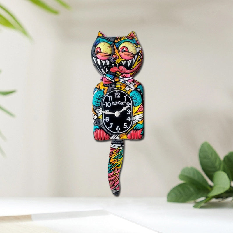 Blaudonau- Personalisierte Wanduhr mit Katze