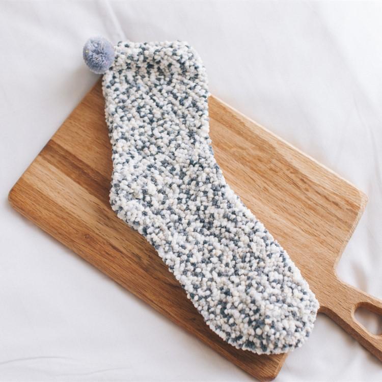 Blaudonau- (🎅FRÜHE WEIHNACHTEN 50 % RABATT) Winter Fuzzy "Cupcakes" Socken mit Geschenkbox