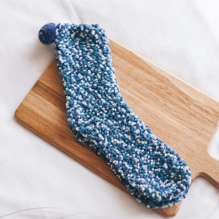 Blaudonau- (🎅FRÜHE WEIHNACHTEN 50 % RABATT) Winter Fuzzy "Cupcakes" Socken mit Geschenkbox