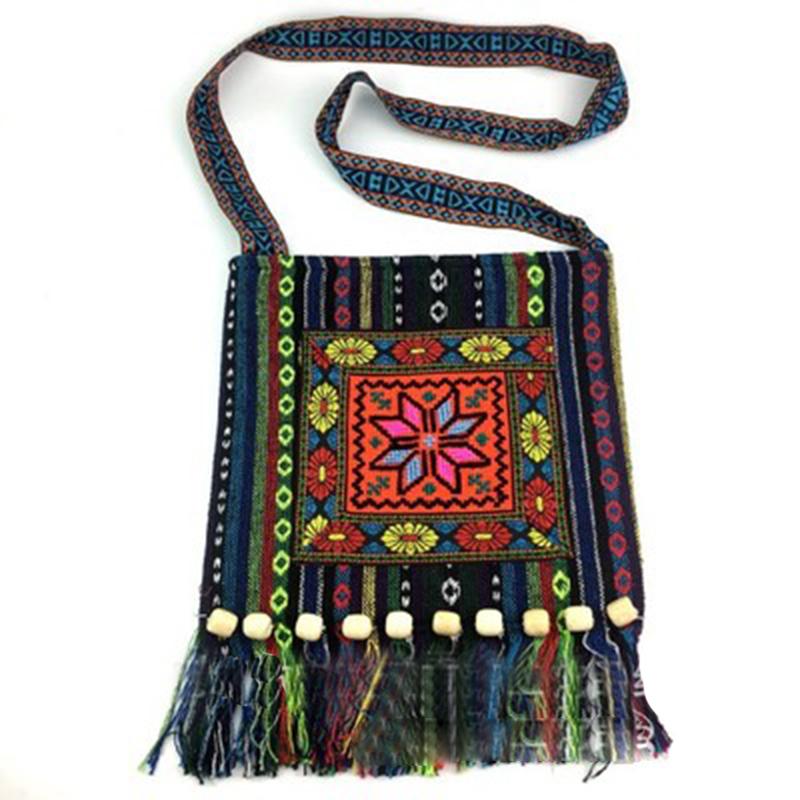 Blaudonau- Boho Quaste Handtasche Blaue achteckige Blume