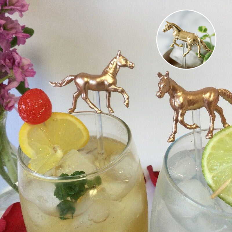 Blaudonau- Kentucky Derby Pferd Drink Rührer