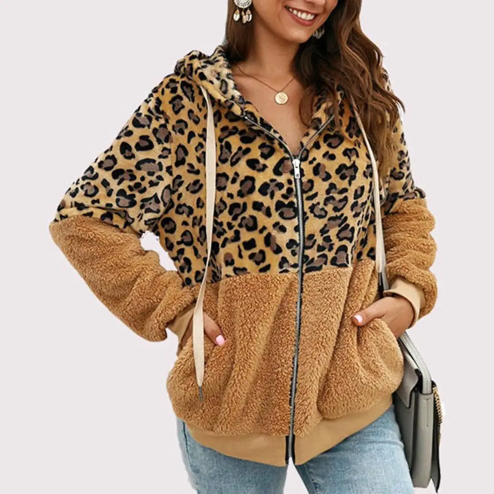 Blaudonau- MIRA - Plüsch-Hoodie mit Leopardenmuster